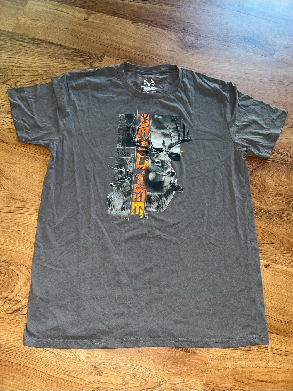 Real tree Realtree Men’s Large T-Shirt Gray Deer